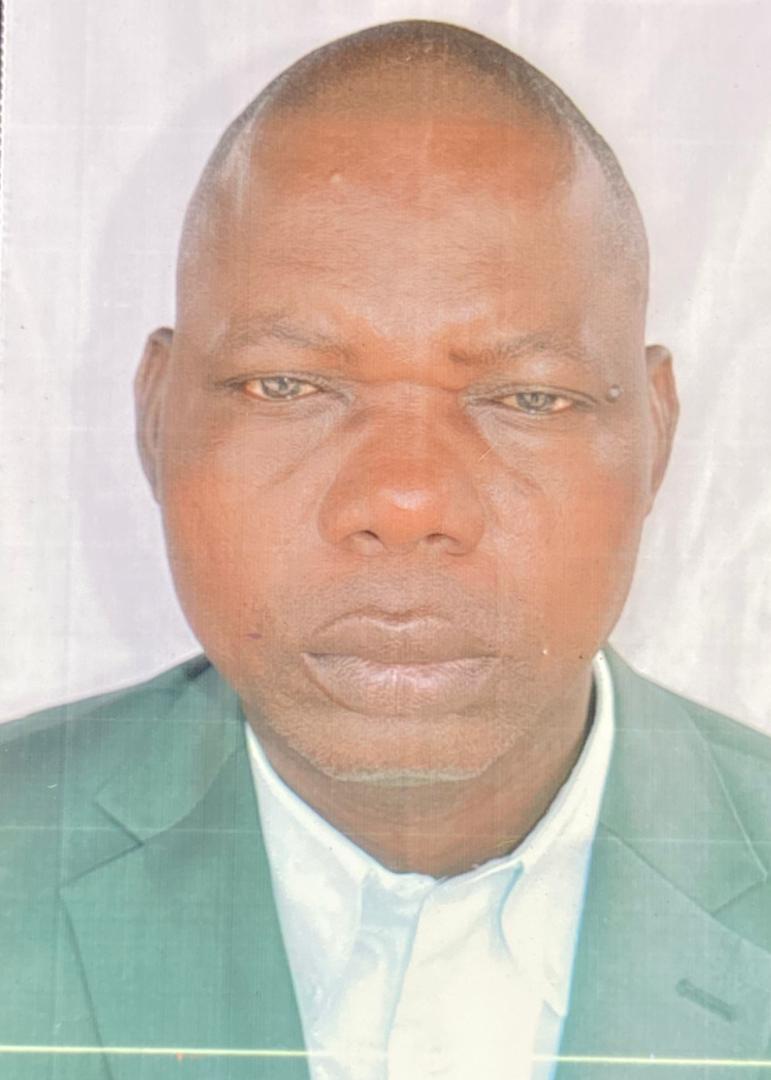 MWINDAKAHULU DANIEL « Titulaire d’une Licence en Théologie Systématique, obtenue avec  la mention Distinction. »